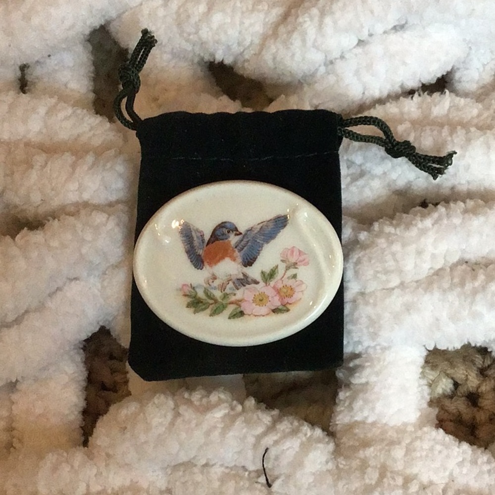 Brooch - Picture 3 of 5